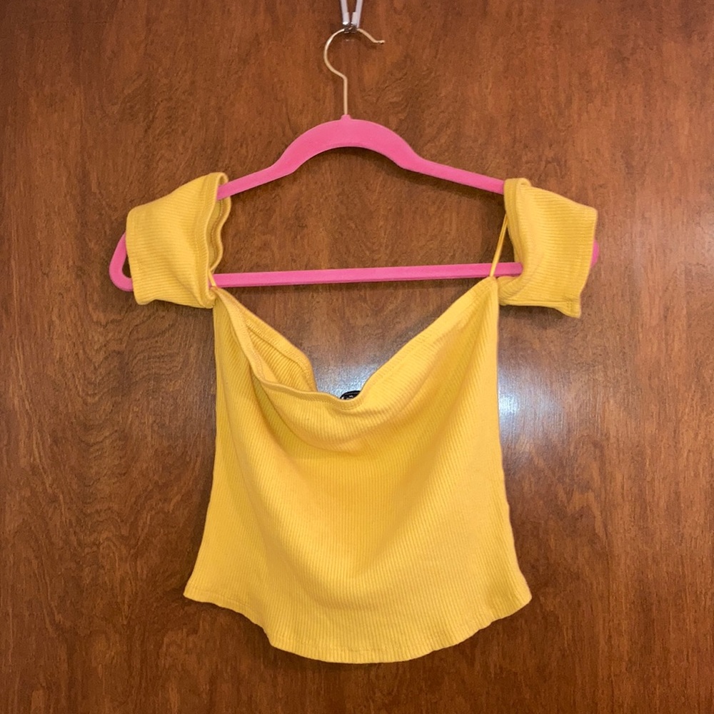 Off shoulder tee
